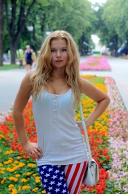 Zoya from Kiev, 29 years, with grey eyes, blonde hair, Christian, floristics. #3