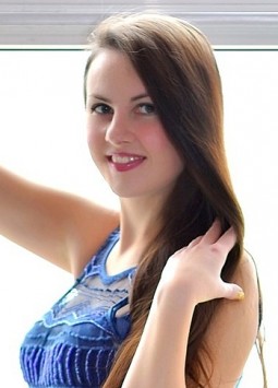 Anna from Nikolaev, 35 years, with blue eyes, dark brown hair, Christian, Private Tutor.