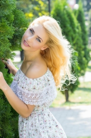 Elena from Kharkov, 44 years, with green eyes, blonde hair, Christian, stylist-hairdresser. #5