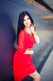 Svetlana from Lugansk, 35 years, with brown eyes, black hair, Christian, lawyer. #1