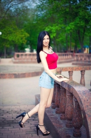 Svetlana from Lugansk, 35 years, with brown eyes, black hair, Christian, lawyer. #6
