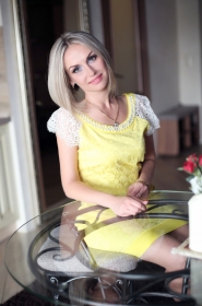 Olga from Lugansk, 40 years, with green eyes, blonde hair, Christian, teacher. #6