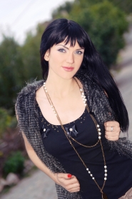 Elena from Kharkov, 40 years, with grey eyes, black hair, none, event organizer. #2