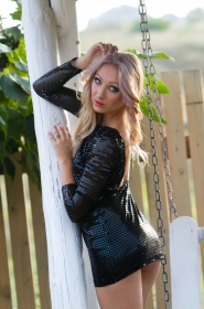 Elena from Odessa, 31 years, with blue eyes, blonde hair, Christian, Children psychologist. #4