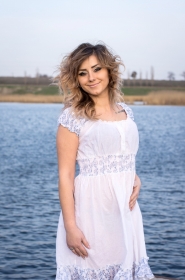 Marina from Nikolaev, 32 years, with hazel eyes, light brown hair, Christian, Seller. #1
