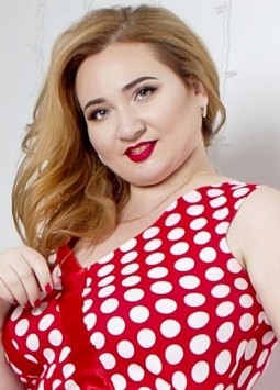 Rita from Lugansk, 36 years, with grey eyes, light brown hair, Christian, doctor.