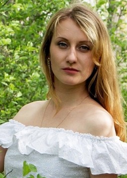 Olga from Kharkiv, 31 years, with blue eyes, light brown hair, Christian, Engineer.