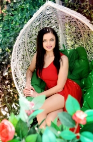 Alyona from Kharkov, 30 years, with green eyes, dark brown hair, Christian, student. #18