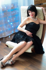 Tatyana from Nikolaev, 41 years, with brown eyes, black hair, Christian, Hairdresser. #5