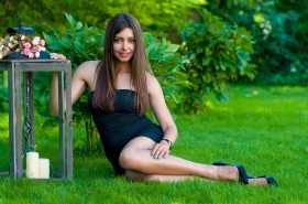 Juliya from Kherson, 33 years, with brown eyes, dark brown hair, Christian, manager. #10