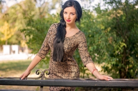 Maria from Nikolaev, 27 years, with blue eyes, black hair, Christian, stylist. #4