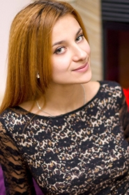 Svetlana from Lugansk, 29 years, with grey eyes, dark brown hair, Christian, baker. #1