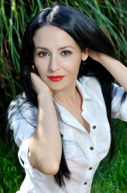 Anastasia from Kherson, 38 years, with brown eyes, black hair, Christian, Manager. #2