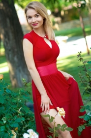 Yulia from Kherson, 27 years, with green eyes, blonde hair, Christian, correspondent. #12