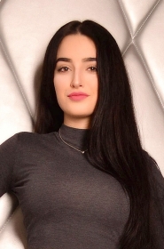 Anna from Kyiv, 26 years, with brown eyes, black hair, Christian, Psychologist. #3