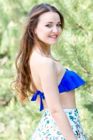 Anzhelika from Kremenchuk, 28 years, with green eyes, light brown hair, Christian, Hairdresser. #4