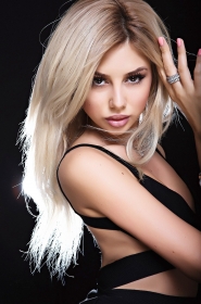 Kate from Moscow, 32 years, with hazel eyes, blonde hair, Christian, Psychologist, model. #5