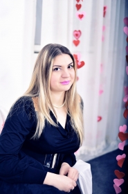 Marina from Nikolayev, 32 years, with hazel eyes, light brown hair, Christian, Doctor's assistant. #2
