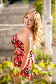 Anna from Nikolaev, 32 years, with green eyes, blonde hair, Christian, articles editor. #8