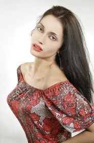 Tatyana from Kiev, 36 years, with hazel eyes, black hair, Christian, Hostess. #1