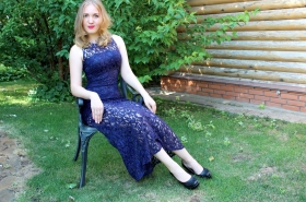Anna from Kherson, 30 years, with blue eyes, blonde hair, Christian, administrator. #4