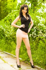 Oksana from Odessa, 47 years, with green eyes, black hair, Christian, manicurist. #9