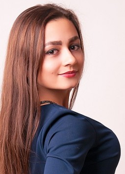 Mariya from Odessa, 32 years, with hazel eyes, light brown hair, Christian.