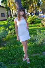 Anna from Kharkov, 34 years, with grey eyes, light brown hair, Christian, sales-manager. #4