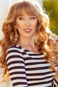 Nataliya from Kharkiv, 33 years, with green eyes, blonde hair, Christian, Hotel manager. #2