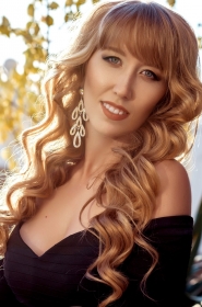 Nataliya from Kharkiv, 33 years, with green eyes, blonde hair, Christian, Hotel manager. #3