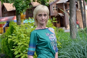 Irina from Kharkov, 48 years, with grey eyes, blonde hair, Christian, doctor. #3