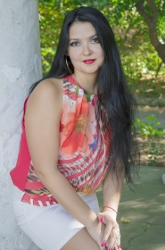 Alena from Nikolaev, 42 years, with brown eyes, black hair, Christian, manager. #3