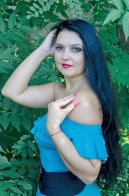 Alena from Nikolaev, 42 years, with brown eyes, black hair, Christian, manager. #10