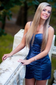 Alla from Dnepropetrovsk, 43 years, with hazel eyes, blonde hair, Christian, marketing. #5