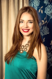 Elizaveta from Poltava, 25 years, with green eyes, light brown hair, Christian, Student. #1