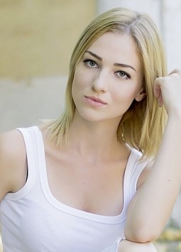 Victoriya from Nikolaev, 29 years, with green eyes, blonde hair, Christian, choreographer.