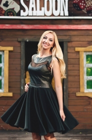 Ludmila from Kharkiv, 45 years, with brown eyes, blonde hair, Christian, Hairdresser. #15