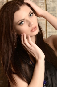 Valeriya from Nikolaev, 31 years, with green eyes, dark brown hair, Christian, Tourist agent. #11
