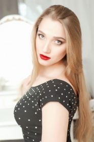 Tatiana from Lugansk, 35 years, with blue eyes, blonde hair, Christian, administrator. #3