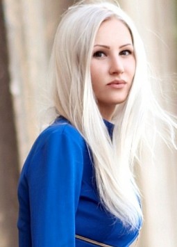 Vika from Lugansk, Lutuginskii r-n, 28 years, with blue eyes, blonde hair, Christian.