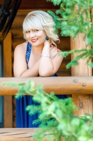 Elena from Krivoy Rog, 39 years, with brown eyes, blonde hair, Christian, manager. #2