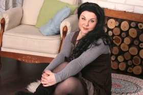 Elena from Kiev, 47 years, with blue eyes, black hair, Christian, Sales specialist. #10
