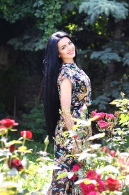 Alina from Chuhuiv, 35 years, with green eyes, black hair, Christian, Manicure Master. #1