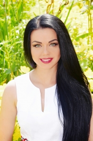 Alina from Chuhuiv, 35 years, with green eyes, black hair, Christian, Manicure Master. #3
