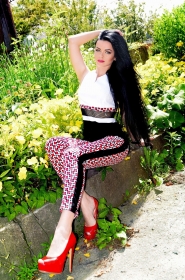 Alina from Chuhuiv, 35 years, with green eyes, black hair, Christian, Manicure Master. #4