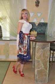 Yana from Nikolaev, 38 years, with hazel eyes, blonde hair, Christian, pastry cook. #8