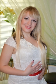 Yana from Nikolaev, 38 years, with hazel eyes, blonde hair, Christian, pastry cook. #11