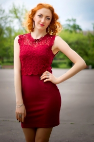 Alina from Alchevsk, 30 years, with green eyes, red hair, Christian, student. #1