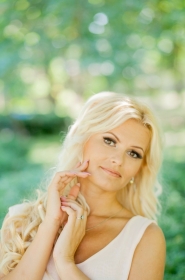 Olga from Odessa, 41 years, with green eyes, blonde hair, Christian, hair dresser. #9