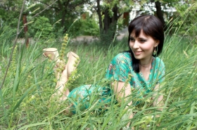 Inna from Luhansk, 34 years, with brown eyes, dark brown hair, Christian, economist. #10